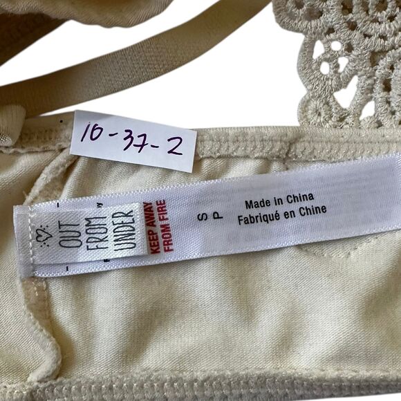 Out From Under Cream No Pads Racerback Bralette Women's Size Small NWT | 10-37-2 - Picture 3 of 5